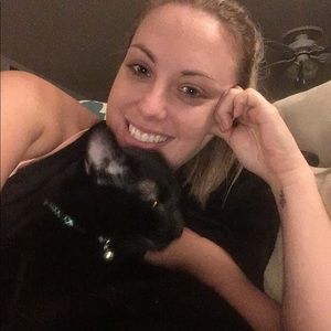 Meet your Posher, Justine